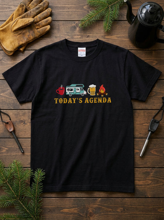 「TODAY'S AGENDA」キャンピングカー 焚き火 Tシャツ - キャンプ 服 | CAMPMODE