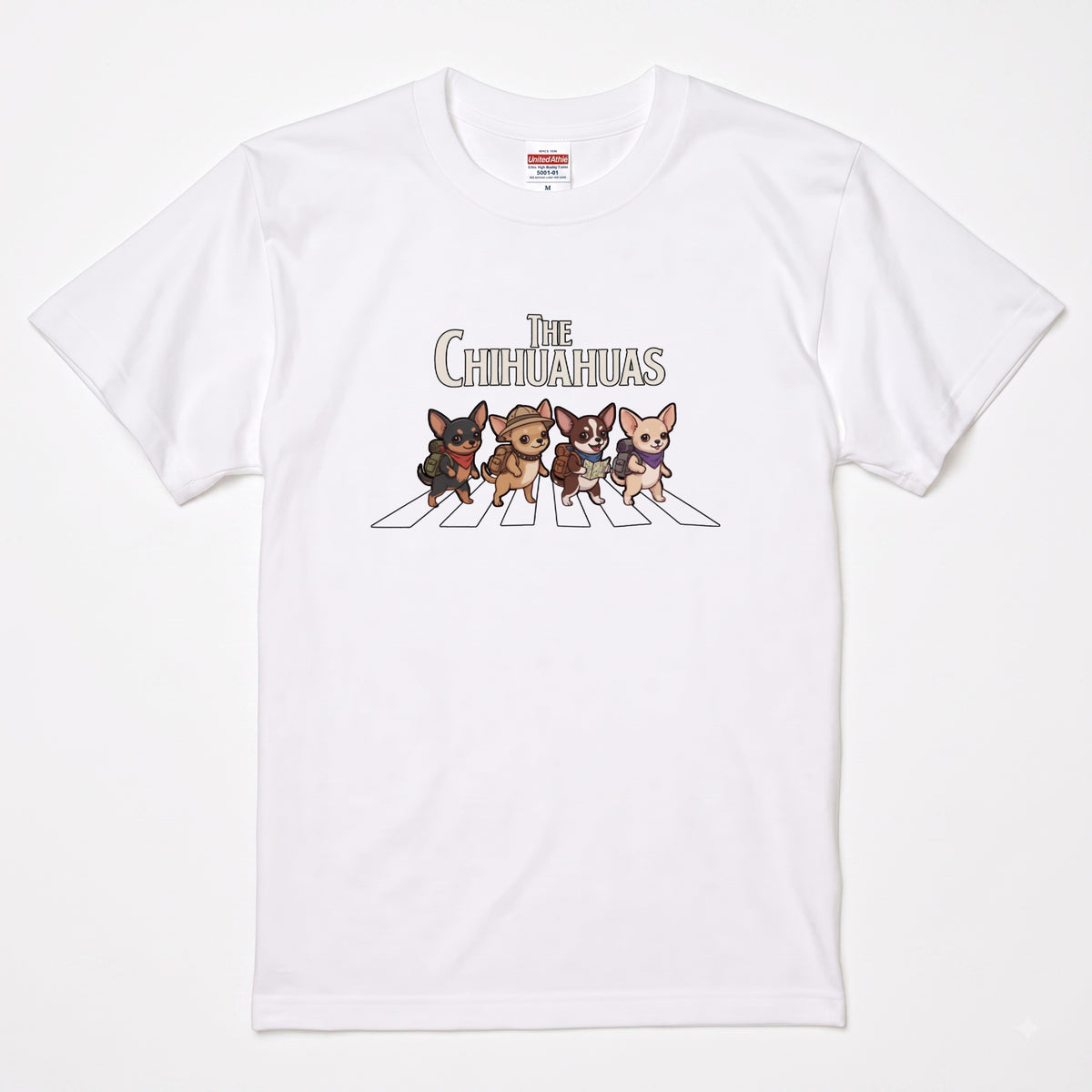 THE CHIHUAHUAS | 横断歩道 ゆるかわ チワワ キャンプ パロディTシャツ【犬好き・愛犬家・アウトドア・ギフトに最適】