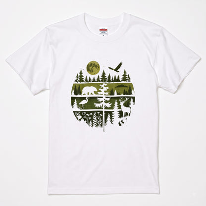 【Wildlife Forest Animals】月夜の森と野生動物 アート層グラフィック 白Tシャツ | CAMPMODE