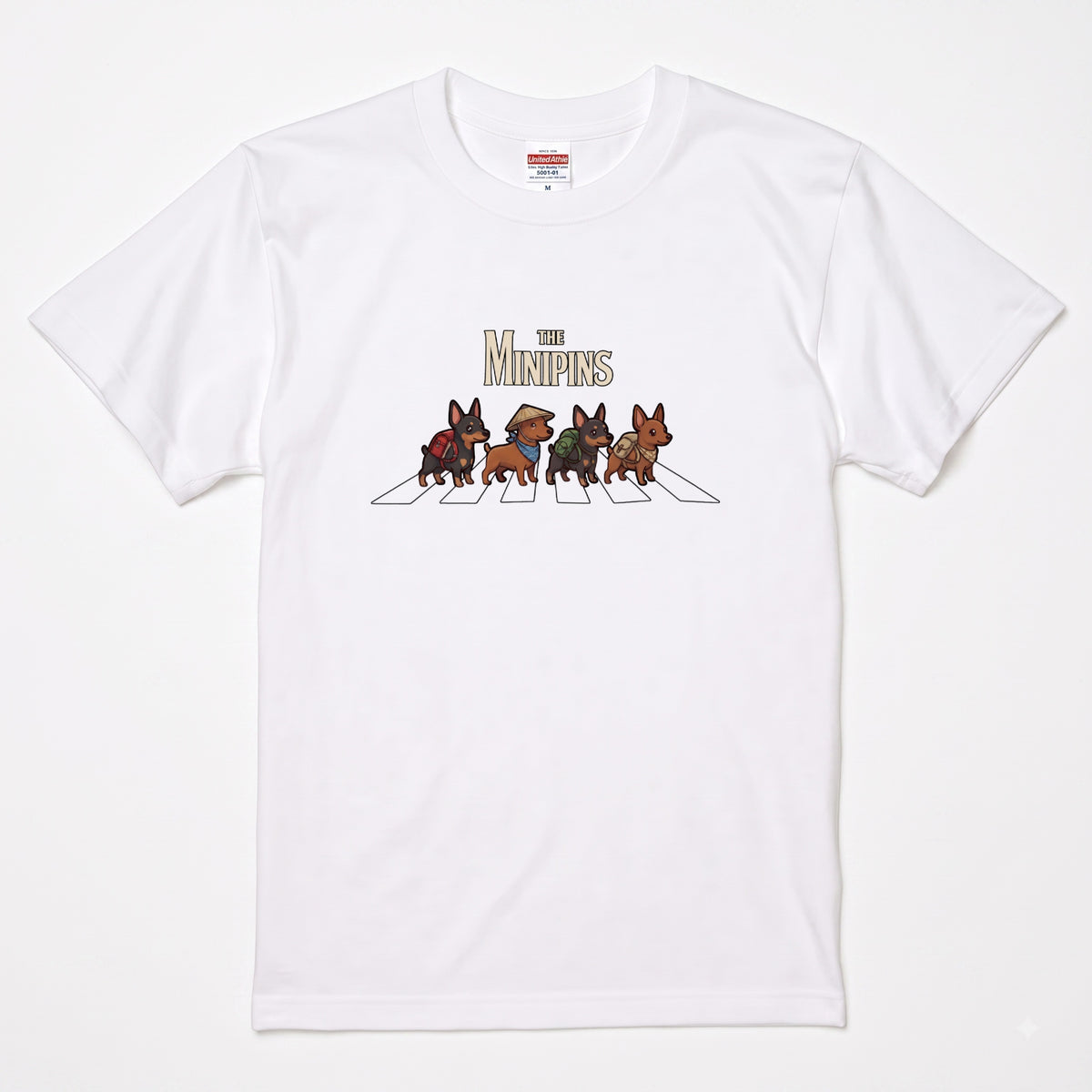 THE MINIPINS 横断歩道 キャンプ ゆるかわ Tシャツ 【犬好き・愛犬家・アウトドア・ギフトに最適】