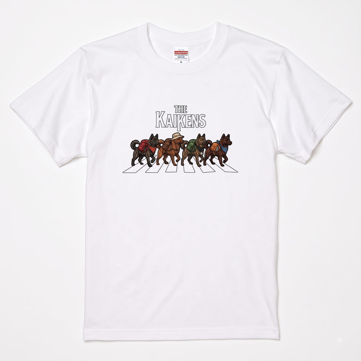 THE KAIKENS | 横断歩道 ゆるかわ 甲斐犬 キャンプ パロディTシャツ【犬好き・愛犬家・アウトドア・ギフトに最適】