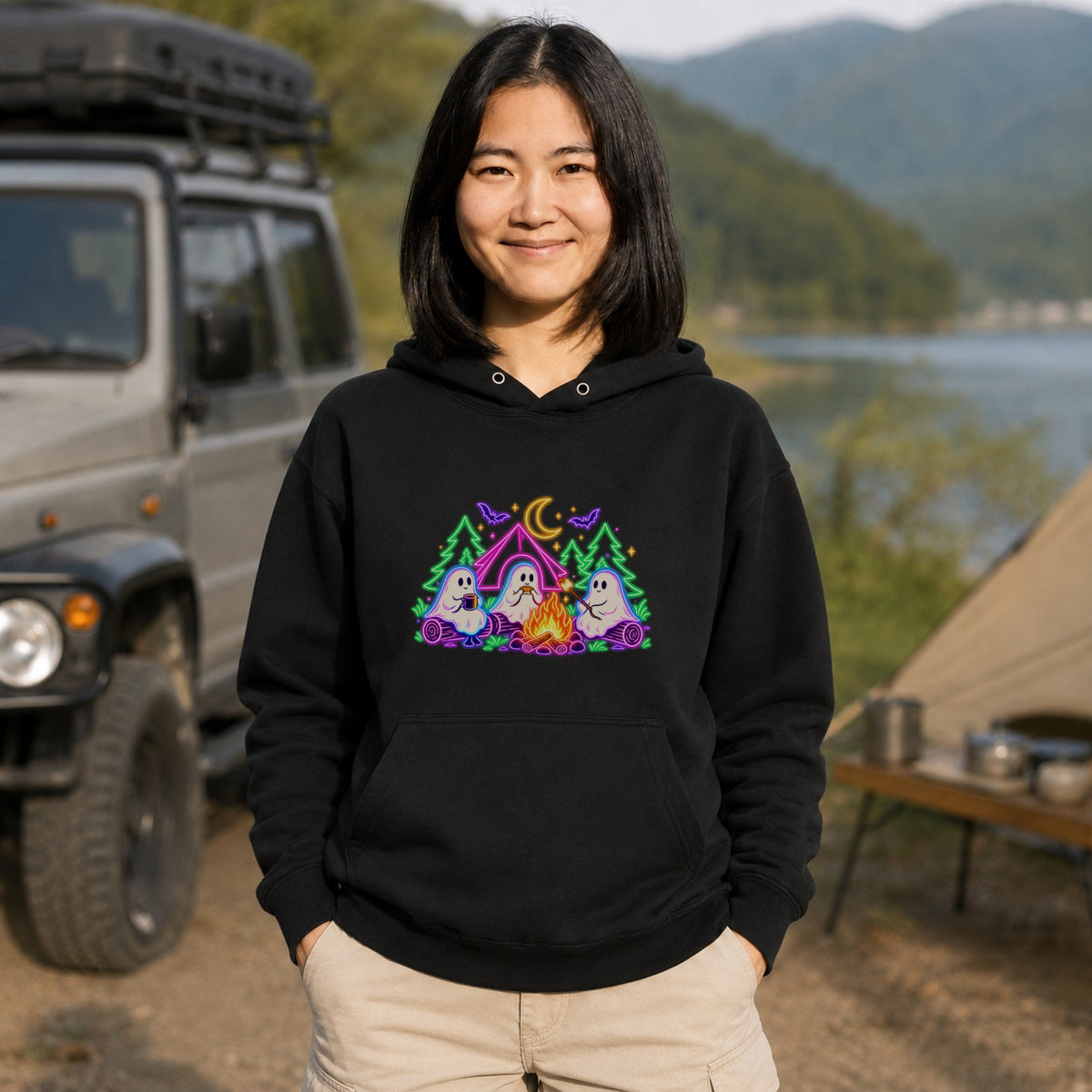 02-hoodie-black.jpg