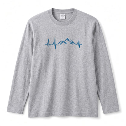 MOUNTAIN BEAT ロンT | ミニマル 山脈グラフィック 心拍数 長袖 カジュアル Tシャツ【アウトドアファッション・普段着・ルームウェア・ユニセックス・ギフトに最適