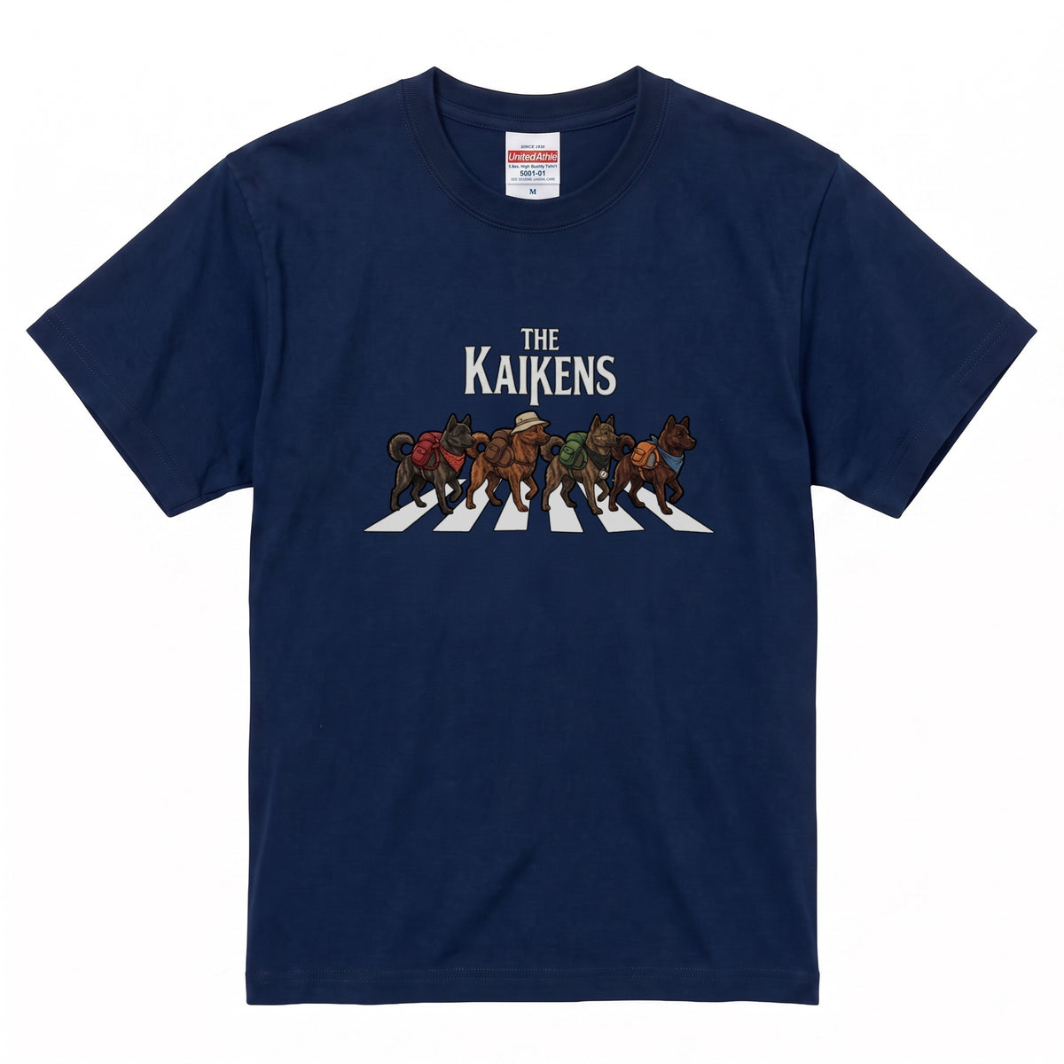 THE KAIKENS | 横断歩道 ゆるかわ 甲斐犬 キャンプ パロディTシャツ【犬好き・愛犬家・アウトドア・ギフトに最適】