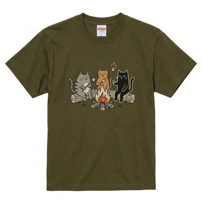 焚き火 猫マシュマロ Tシャツ - CAMPMODE | キャンプ ウェア
