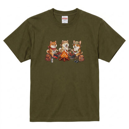【柴犬・キャンプ＆BBQ】おしゃれな白Tシャツ | CAMPMODE