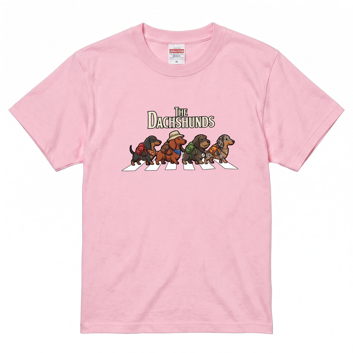 THE DACHSHUNDS | 横断歩道 ゆるかわ ダックスフンド キャンプ パロディTシャツ【犬好き・愛犬家・アウトドア・ギフトに最適】