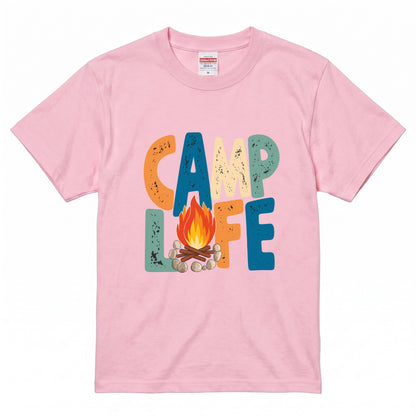 レトロ 「CAMP LIFE」 キャンプ Tシャツ - ヴィンテージ風 70年代 焚き火 グラフィックTシャツ アウトドア 服