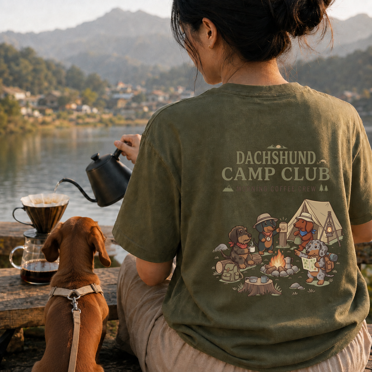 DACHSHUND CAMP CLUB ダックスフンド キャンプTシャツ｜バックプリント