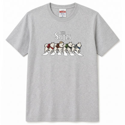 THE SPITZS | 横断歩道 ゆるかわ スピッツ キャンプ パロディTシャツ【犬好き・愛犬家・アウトドア・ギフトに最適】