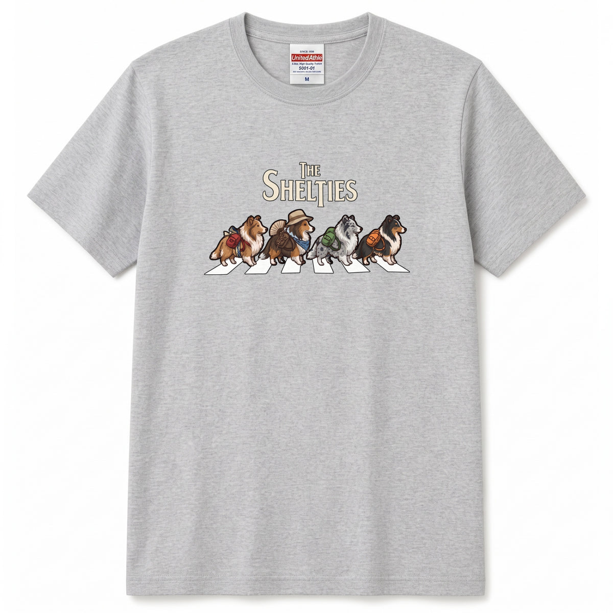 THE SHELTIES 横断歩道 キャンプ ゆるかわ Tシャツ 【犬好き・愛犬家・アウトドア・ギフトに最適】