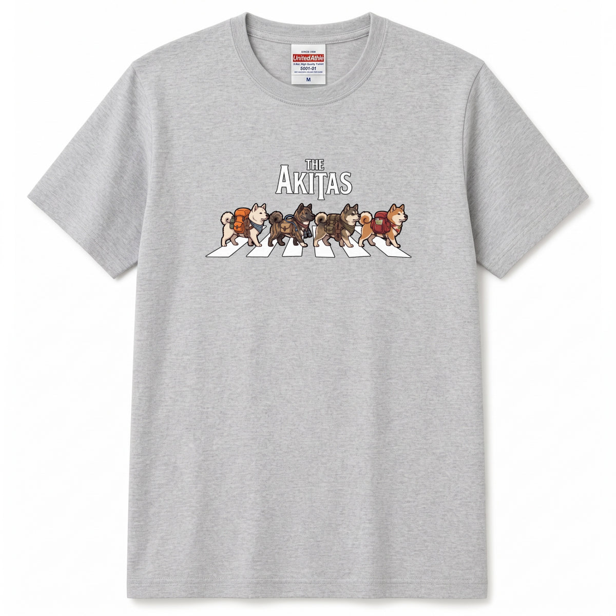 THE AKITAS | 横断歩道 ゆるかわ 秋田犬 キャンプ パロディTシャツ【犬好き・愛犬家・アウトドア・ギフトに最適】