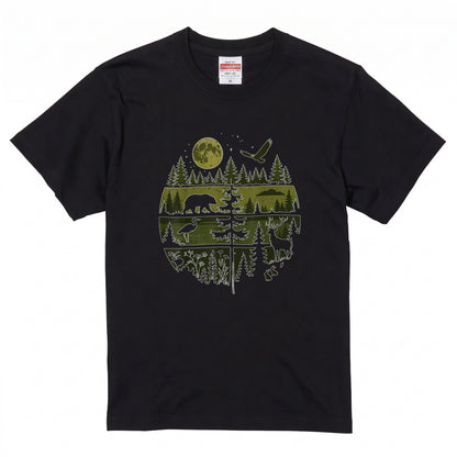 【Wildlife Forest Animals】月夜の森と野生動物 アート層グラフィック 白Tシャツ | CAMPMODE