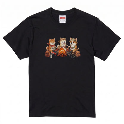 【柴犬・キャンプ＆BBQ】おしゃれな白Tシャツ | CAMPMODE