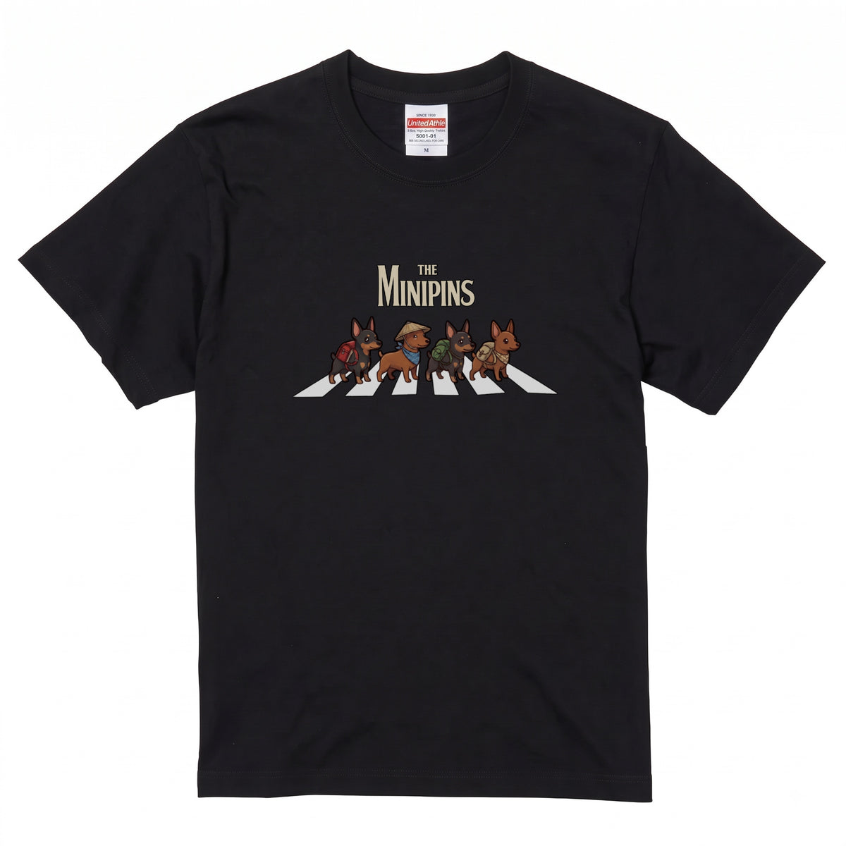 THE MINIPINS 横断歩道 キャンプ ゆるかわ Tシャツ 【犬好き・愛犬家・アウトドア・ギフトに最適】