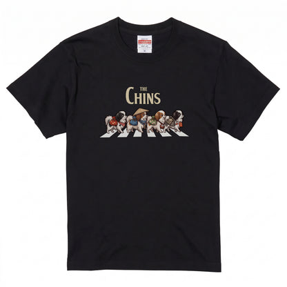 THE CHINS 横断歩道 キャンプ ゆるかわ Tシャツ 【犬好き・愛犬家・アウトドア・ギフトに最適】