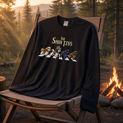 THE SHIH TZUS シーズー散歩デザイン ブラック長袖Tシャツ