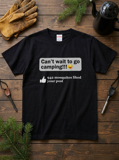 【Can't Wait To Go Camping】SNS風 942匹の蚊がいいね！ おもしろ黒Tシャツ | CAMPMODE