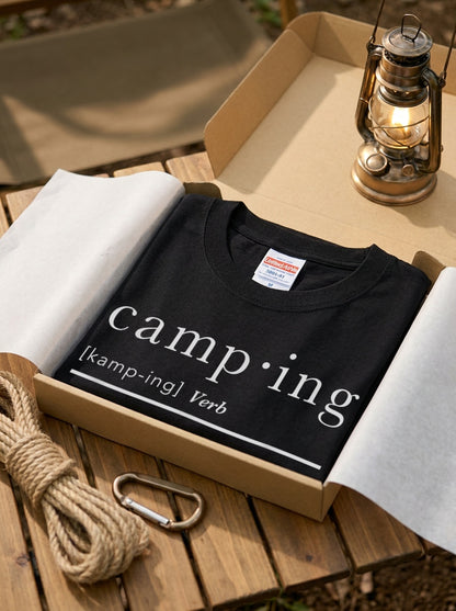 「camping」辞書風 ジョーク Tシャツ - おもしろ キャンプ 服 | CAMPMODE