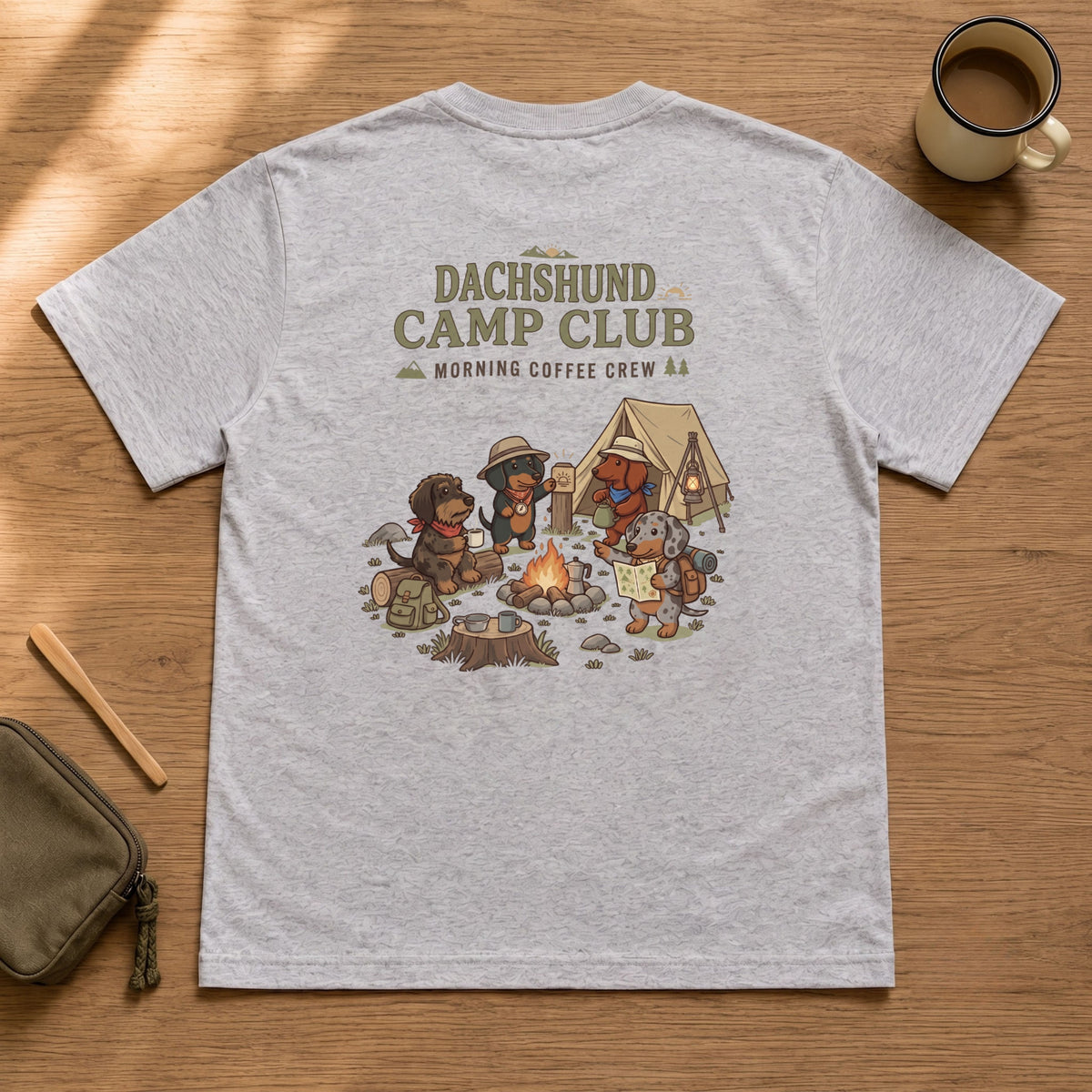 DACHSHUND CAMP CLUB ダックスフンド キャンプTシャツ｜バックプリント