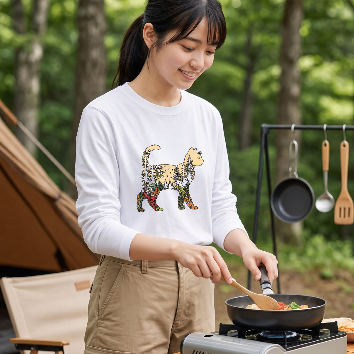 FOREST CAT ロンT | レトロ ボタニカルキャット アートグラフィック 長袖 カジュアル Tシャツ【猫ファッション・普段着・ルームウェア・ユニセックス・ギフトに最適】