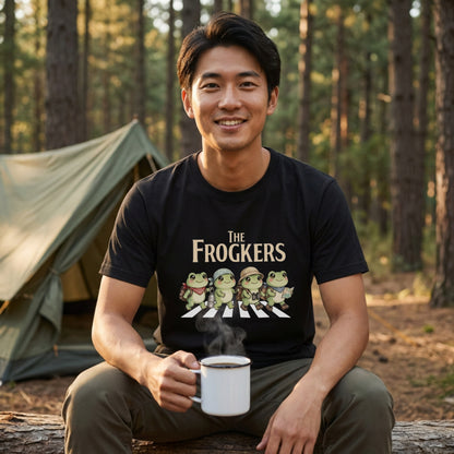 THE FROGKERS | 横断歩道 ゆるかわ カエル キャンプ パロディTシャツ【蛙好き・アウトドア・ギフトに最適】