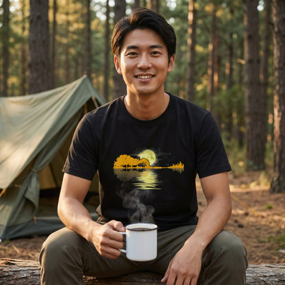【ギター＆湖畔の満月・水面リフレクション】おしゃれキャンプ黒Tシャツ | CAMPMODE