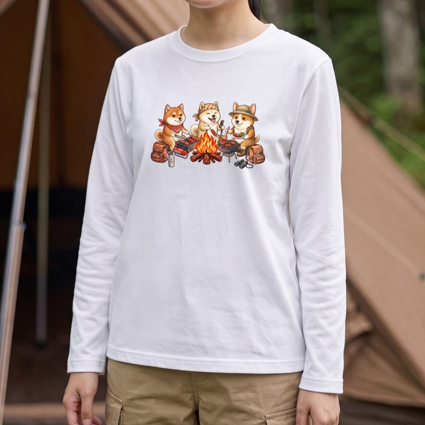柴犬たちの焚き火BBQ 長袖Tシャツ