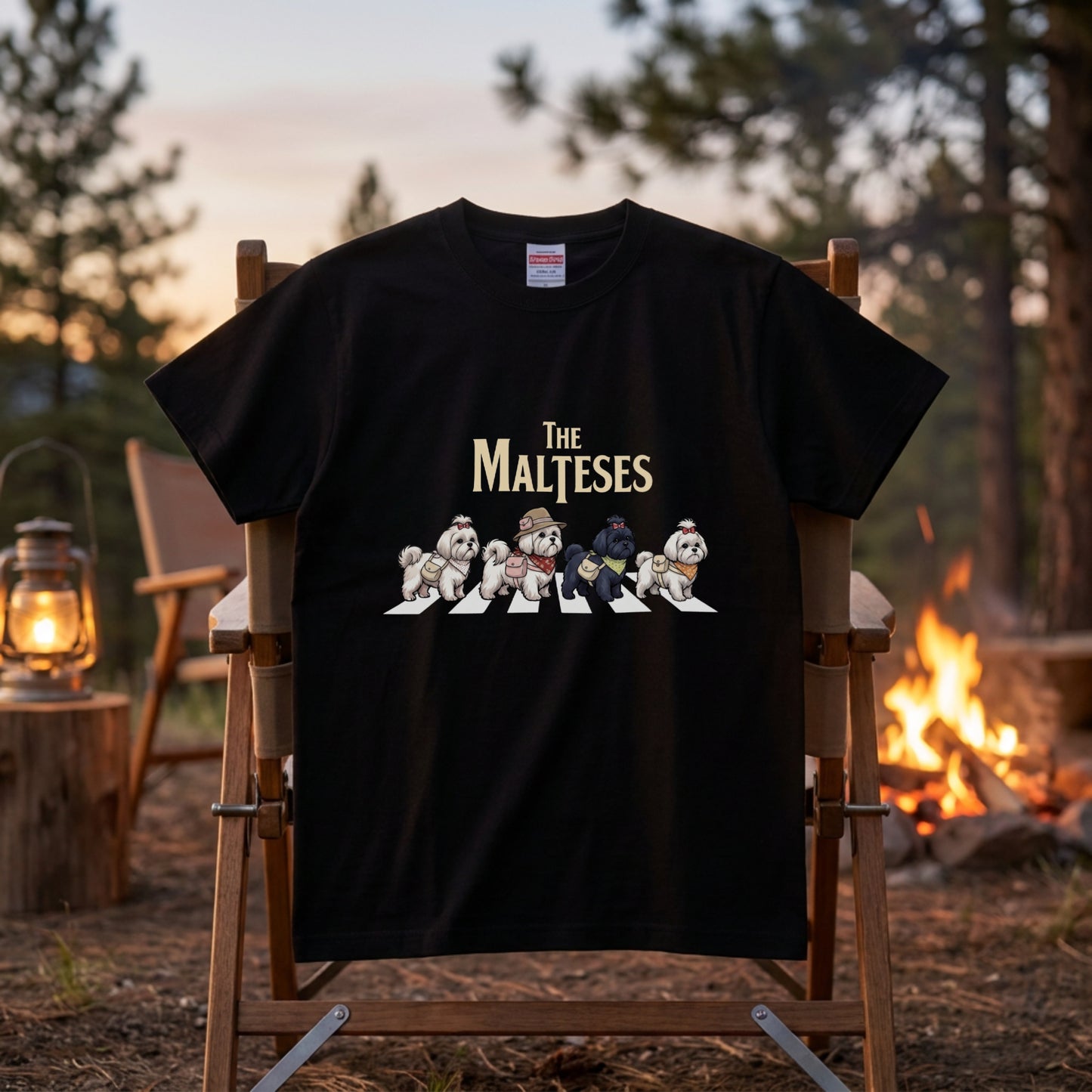 THE MALTESES | 横断歩道 ゆるかわ プードル キャンプ パロディTシャツ【犬好き・愛犬家・アウトドア・ギフトに最適】