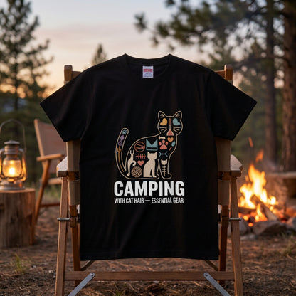 【猫の毛は必須ギア】CAMPING WITH CAT HAIR モザイク猫グラフィック黒Tシャツ | CAMPMODE