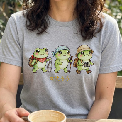 【ハイキング蛙】「かえろう」文字入りアウトドアTシャツ | CAMPMODE