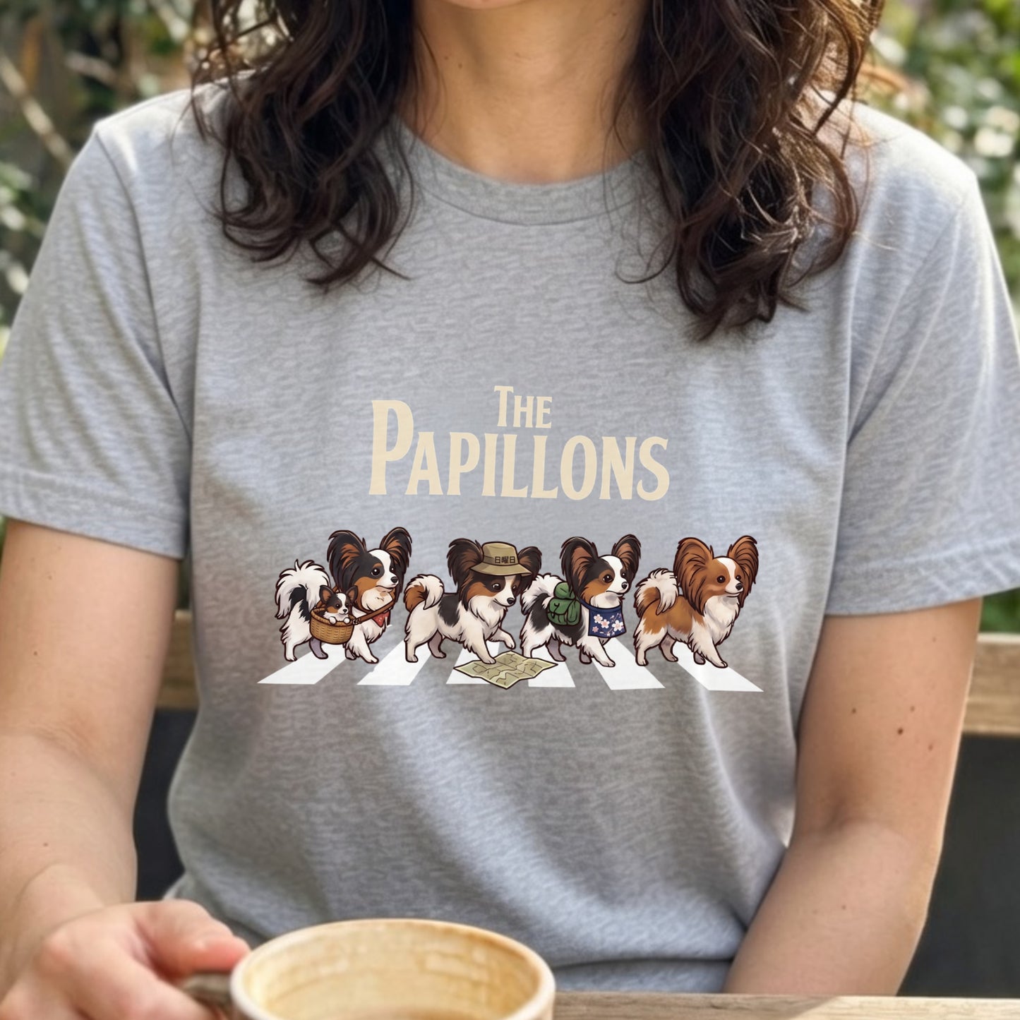 THE PAPILLONS | 横断歩道 ゆるかわ プードル キャンプ パロディTシャツ【犬好き・愛犬家・アウトドア・ギフトに最適】