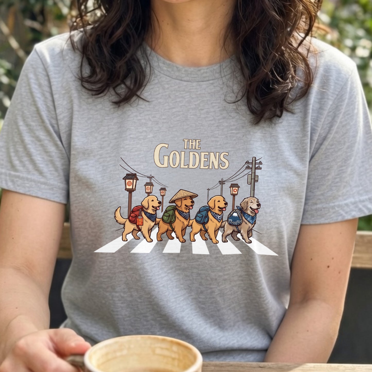 THE GOLDENS | 横断歩道 ゆるかわ プードル キャンプ パロディTシャツ【犬好き・愛犬家・アウトドア・ギフトに最適】