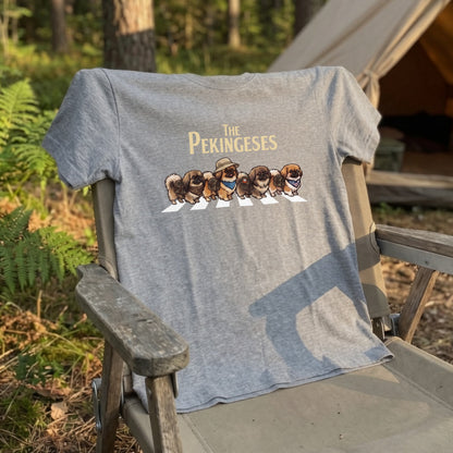 THE PEKINGESES | 横断歩道 ゆるかわ プードル キャンプ パロディTシャツ【犬好き・愛犬家・アウトドア・ギフトに最適】