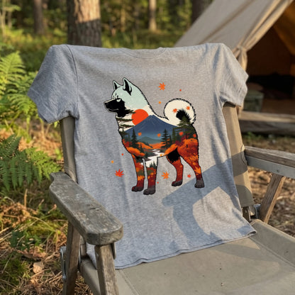 【Akita】日本犬好き＆アウトドア愛好者必見！秋田犬風景白Tシャツ