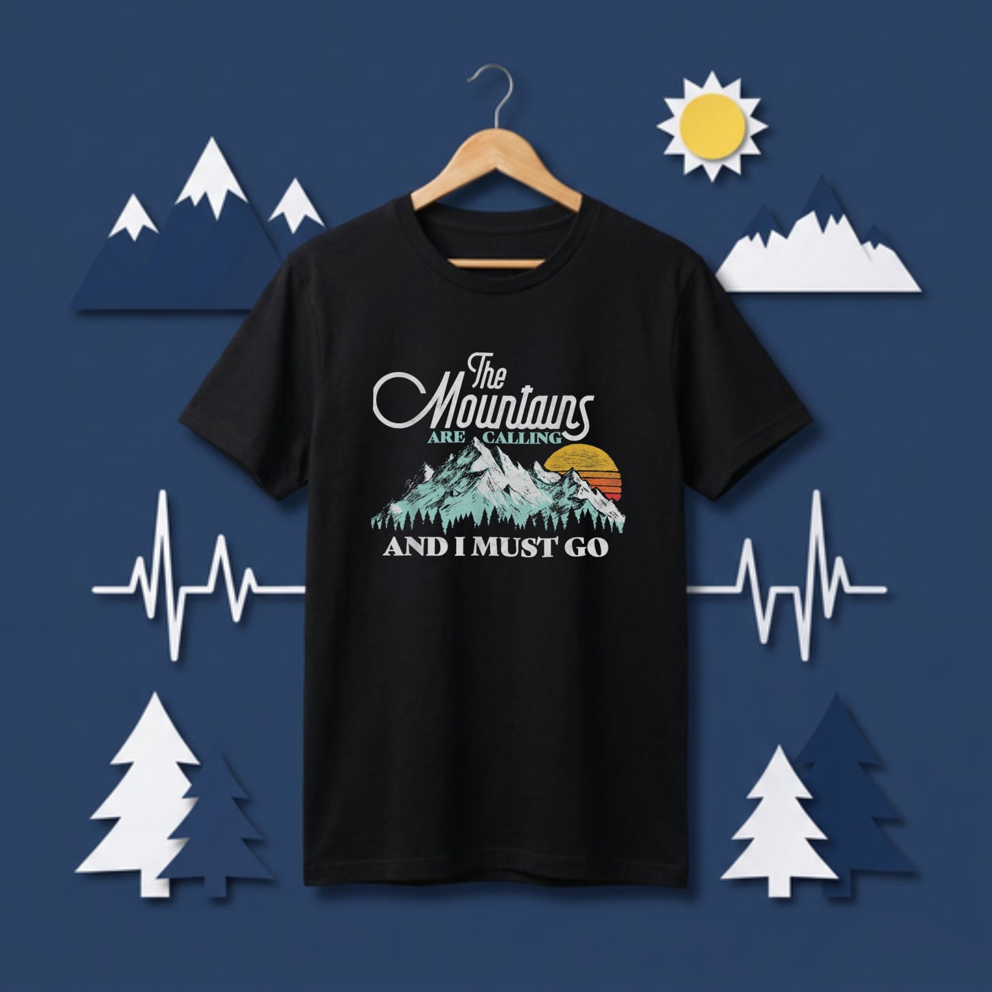 【The Mountains Are Calling】筆記体ロゴ＆夕焼け山脈 アメカジ黒Tシャツ | CAMPMODE