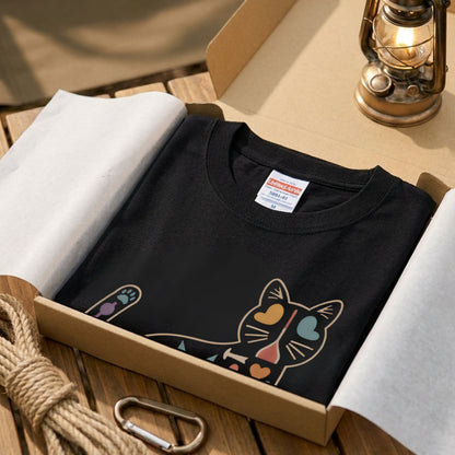 【猫の毛は必須ギア】CAMPING WITH CAT HAIR モザイク猫グラフィック黒Tシャツ | CAMPMODE