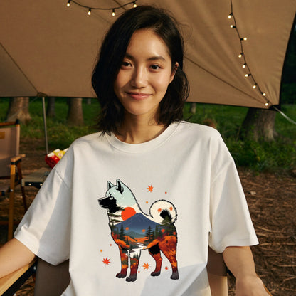 【Akita】日本犬好き＆アウトドア愛好者必見！秋田犬風景白Tシャツ