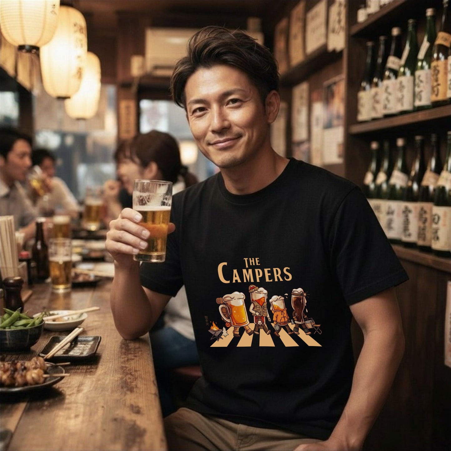 THE BEER CAMPERS | ビールたちのキャンプ 横断歩道 面白Tシャツ【ビール好き・キャンプ好き・ギフトに最適】