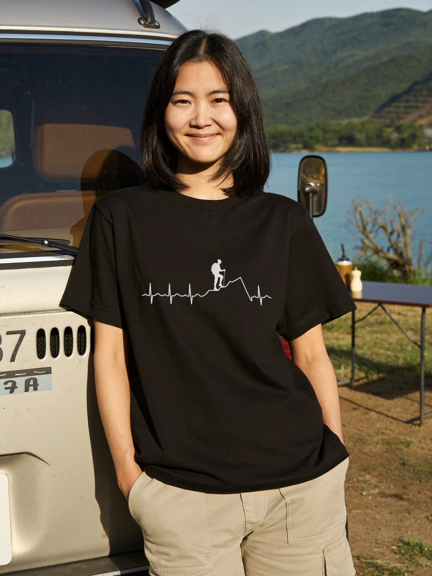 登山 心電図 脈拍 Tシャツ ｜ ハイキング・アウトドア・山好き・シンプルに人気