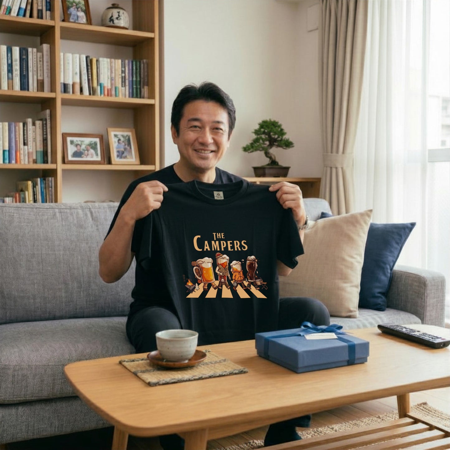 THE BEER CAMPERS | ビールたちのキャンプ 横断歩道 面白Tシャツ【ビール好き・キャンプ好き・ギフトに最適】