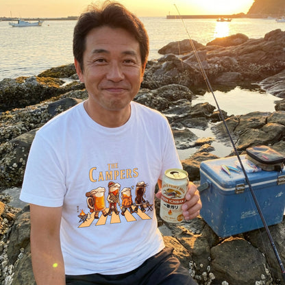 THE BEER CAMPERS | ビールたちのキャンプ 横断歩道 面白Tシャツ【ビール好き・キャンプ好き・ギフトに最適】