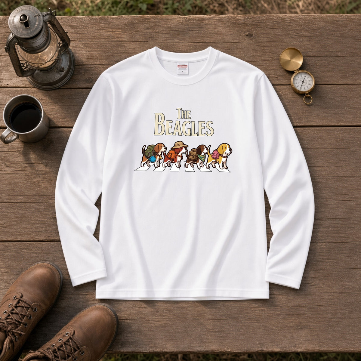 THE BEAGLES ビーグル犬散歩デザイン ホワイト長袖Tシャツ