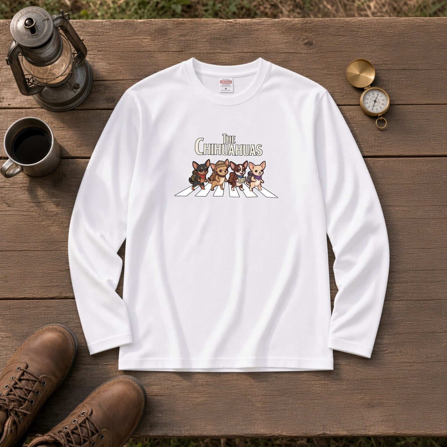 THE CHIHUAHUAS | チワワ 横断歩道 バンド風 ロンT 長袖Tシャツ 犬好き ロック【チワワグッズ・愛犬家・散歩・おもしろ・かわいい・誕生日ギフトに最適】