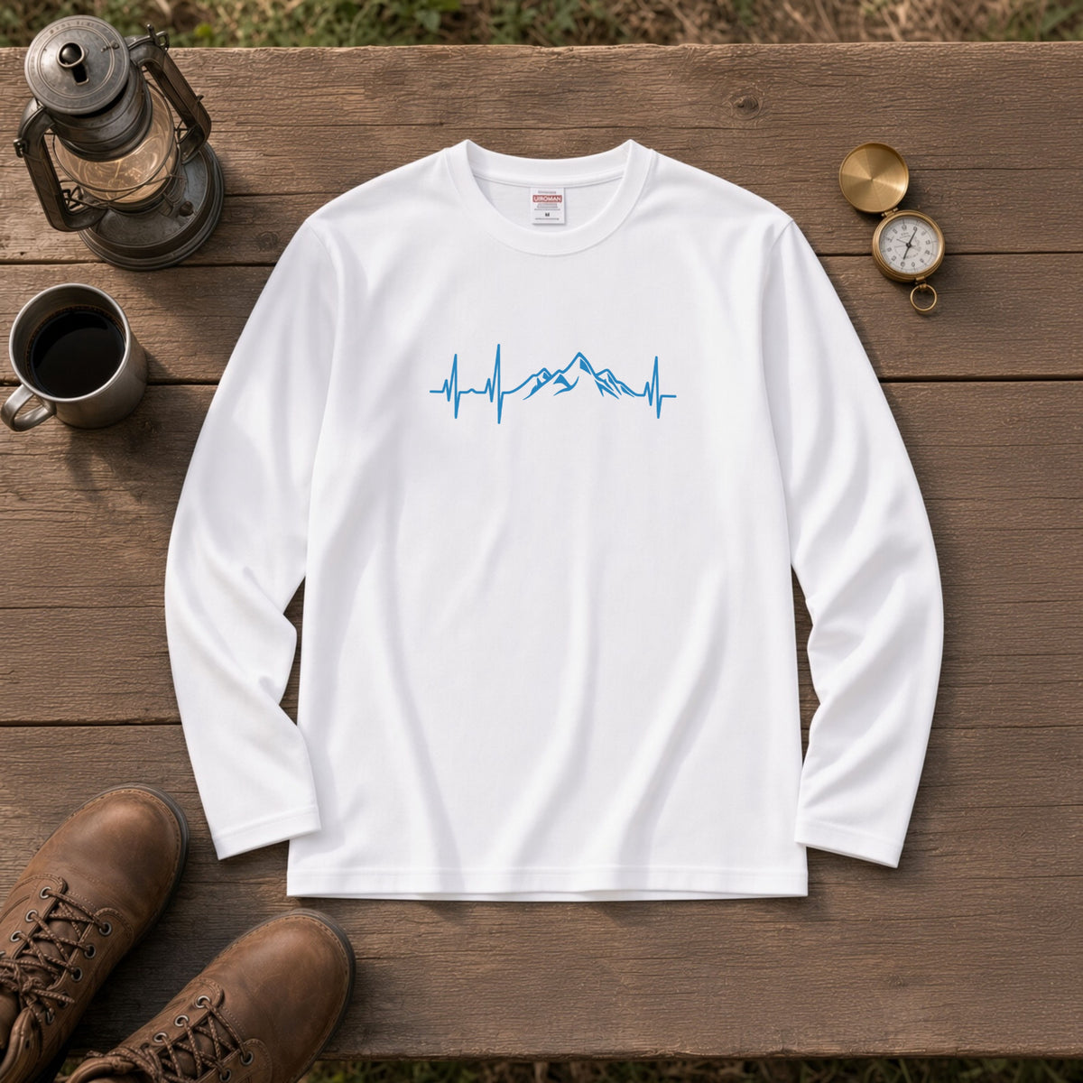 MOUNTAIN BEAT ロンT | ミニマル 山脈グラフィック 心拍数 長袖 カジュアル Tシャツ【アウトドアファッション・普段着・ルームウェア・ユニセックス・ギフトに最適