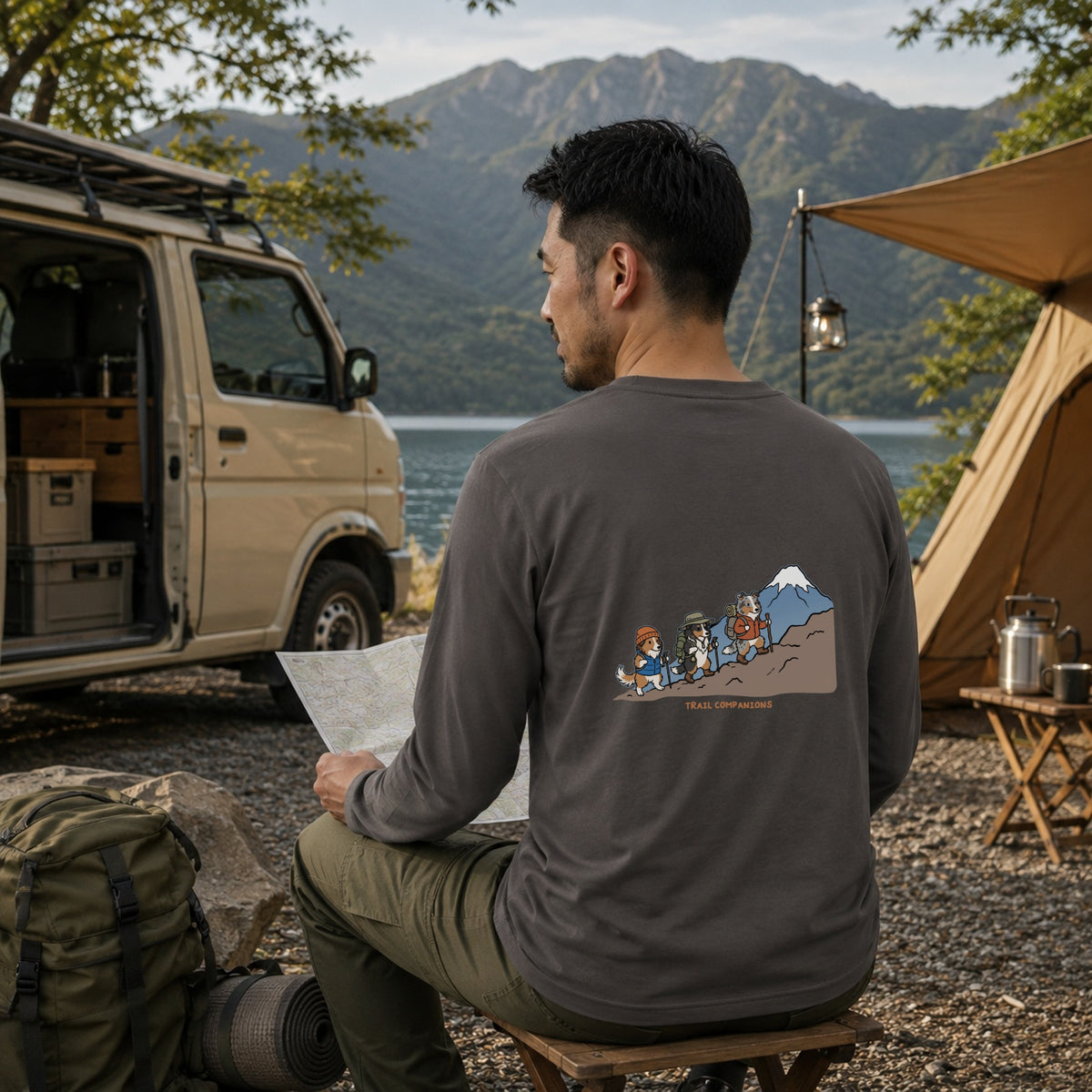 TRAIL COMPANIONS 登山犬ロングスリーブTシャツ｜バックプリント