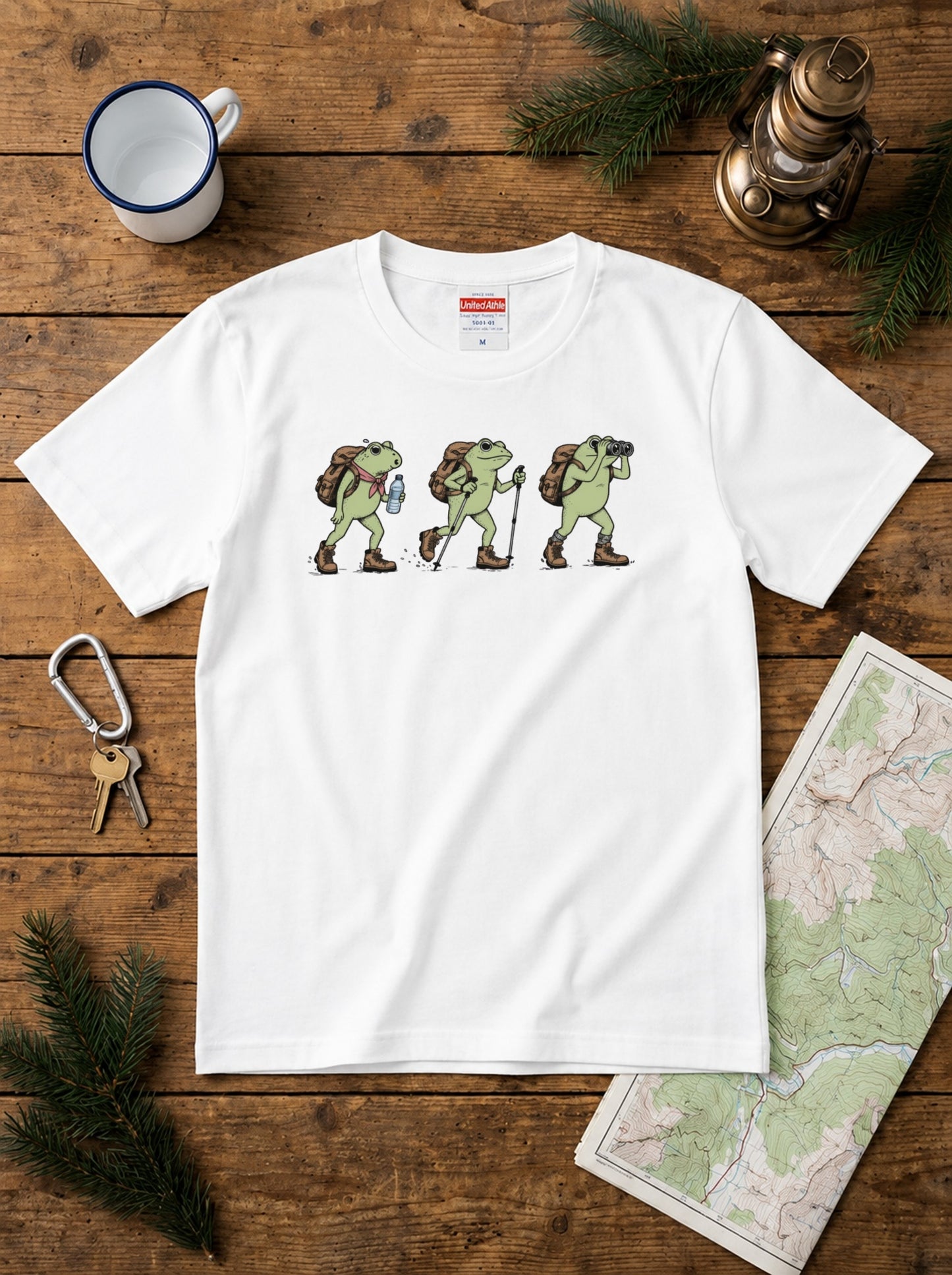 カエルの山登り イラスト Tシャツ | 登山 トレッキング 服 | CAMPMODE