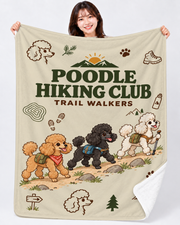 Poodle Hiking Club ハイキングを楽しむプードルのデザイン | ブランケット