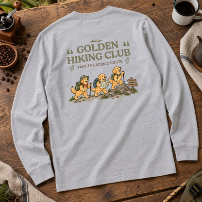 ブラックのバックプリント着用イメージ：Golden Hiking Club