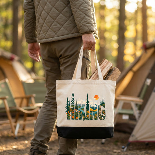 「HIKING」自然風景タイポグラフィ キャンバストートバッグ | CAMPMODE